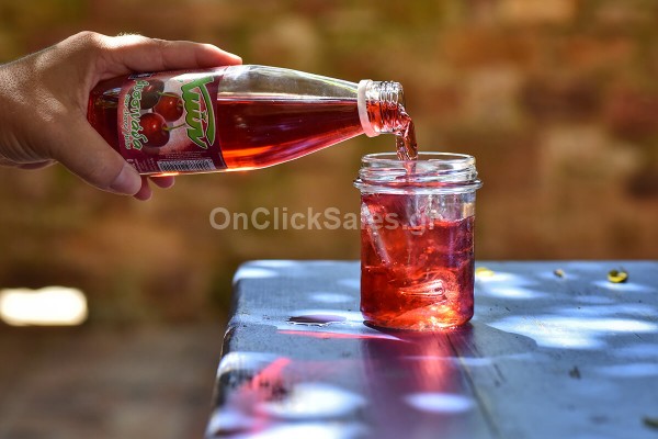 Αναψυκτικό Βυσσινάδα Χιών 250ml Αναψυκτικό Βυσσινάδα Χιών 250ml